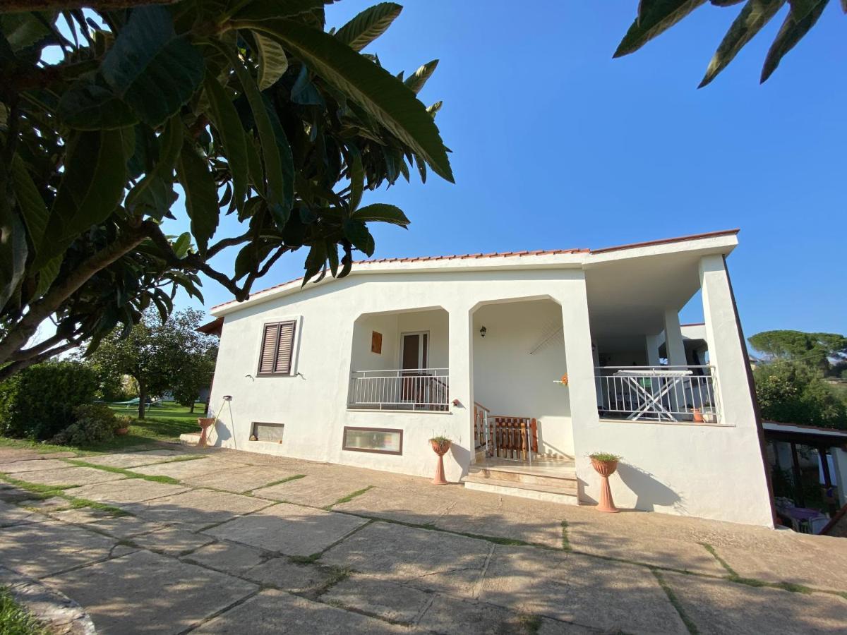 Villa Gladyr Lotzorai Exterior foto